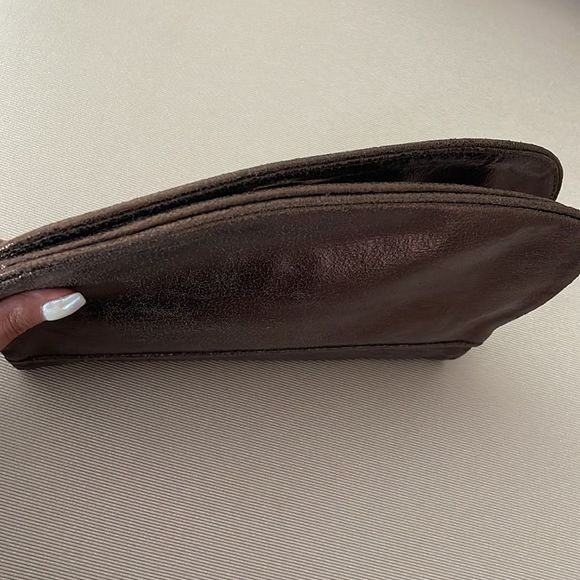 Tory Burch clutch - Picture 6 of 6